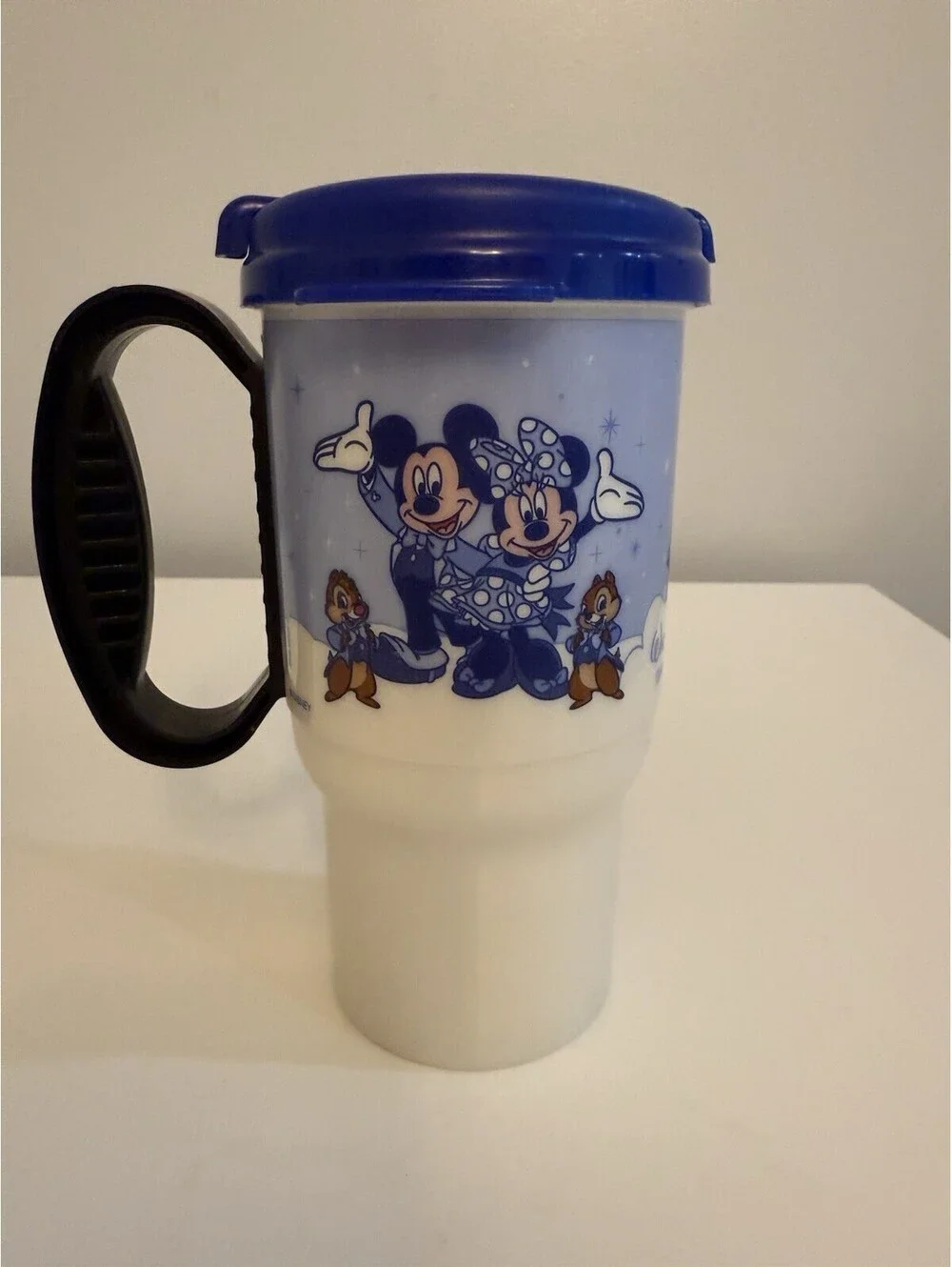 2007 Walt Disney World Travel Mug w/ Lid - Mickey Minnie Pluto Goofy Donald Chip